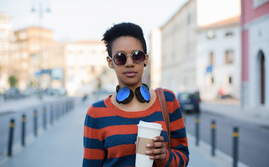 Y50BT Up to 20 hours battery life - Image